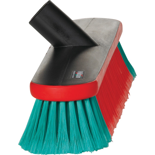 Brosse &agrave; alimentation en eau pour v&eacute;hicules de la s&eacute;rie Transport CSL Industriel Inc.