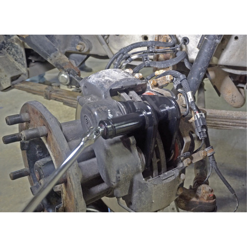 Medium-Duty Brake Caliper Compressor CSL Industriel Inc.