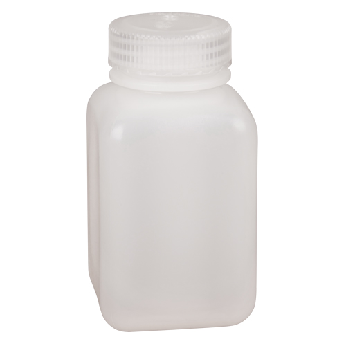 Bouteilles peu encombrantes &agrave; prise facile, Carr&eacute;e, 8 oz, Plastique CSL Industriel Inc.