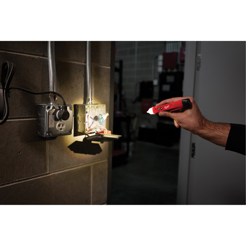 Voltage Detector with LED & GFCI Receptacle Tester Kit, 50 V - 1000 V, Display & Sound Alert CSL Industriel Inc.