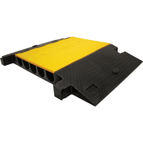 Protecteur de c&acirc;ble robuste Yellow Jacket, 5 canaux, 35,75" lo x 57,25" la x 5,125" h CSL Industriel Inc.