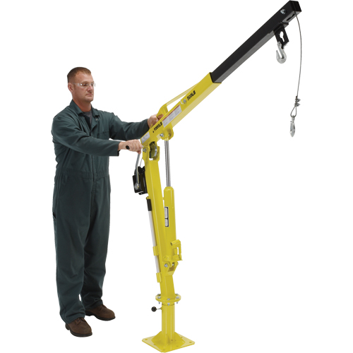 Grue &agrave; fl&egrave;che pour camion actionn&eacute;e par treuil, Capacit&eacute; de 500 lb (0,25 tonne), Limite de 102' CSL Industriel Inc.