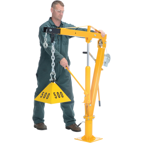 Winch Operated Truck Jib Crane, 1000 lbs. (0.5 tons) Capacity, 86-1/2" Max. Clearance CSL Industriel Inc.