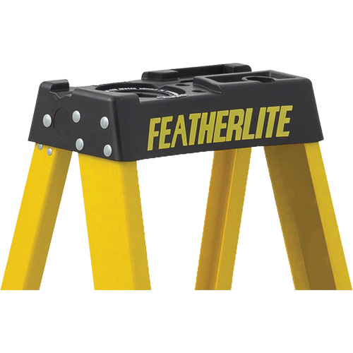 Industrial Heavy-Duty Stepladders (6900 Series), 4', Fibreglass, 300 lbs. Capacity, Type 1A CSL Industriel Inc.