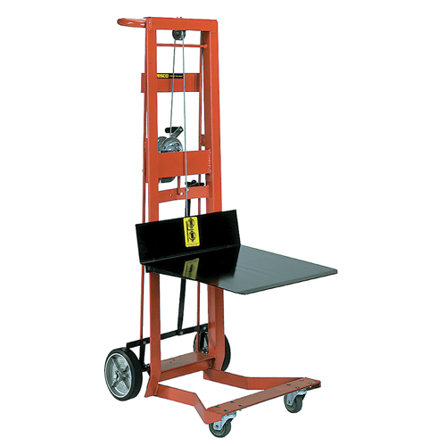 Platform Lift Stacker, Hand Winch Operated, 750 lbs. Capacity, 40" Max Lift CSL Industriel Inc.