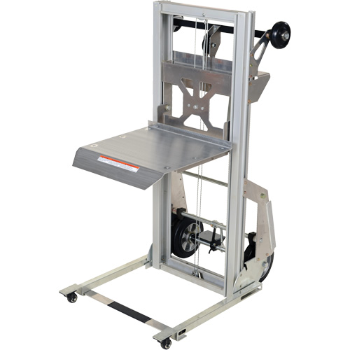 Appareil de levage portatif en aluminium, M&eacute;canisme Pompe au pied, Capacit&eacute; de 200 lb, Levage max de 61" CSL Industriel Inc.