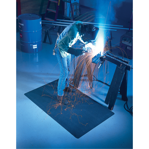 Tapis Weldsafe Ultrasoft no 447, Caoutchouc, 5' lo, 2' la x 7/8" &eacute;pais, Noir CSL Industriel Inc.