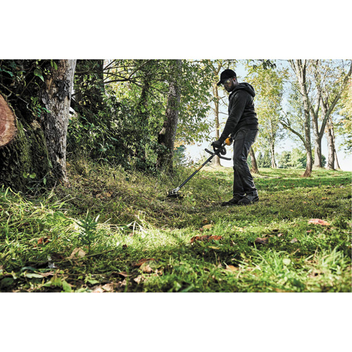 Max* Cordless Brushless Attachment-Capable String Trimmer, 17", Battery Powered, 60 V CSL Industriel Inc.