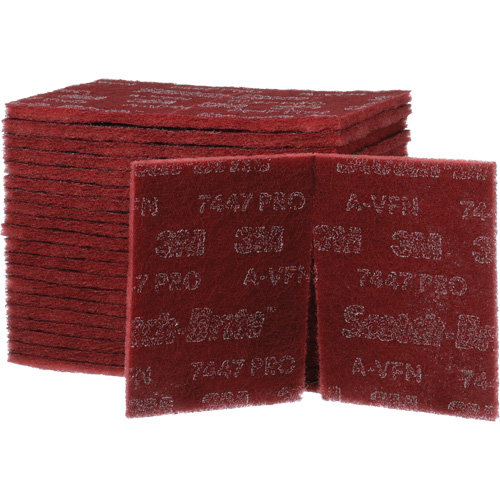 Tampons manuels Scotch-Brite 7447, Oxyde d'aluminium, 9" x 6", Grain Tr&egrave;s fin CSL Industriel Inc.