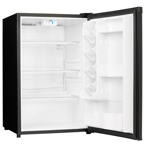 Compact Refrigerator, 32-11/16" H x 20-11/16" W x 20-7/8" D, 4.4 cu. ft. Capacity CSL Industriel Inc.