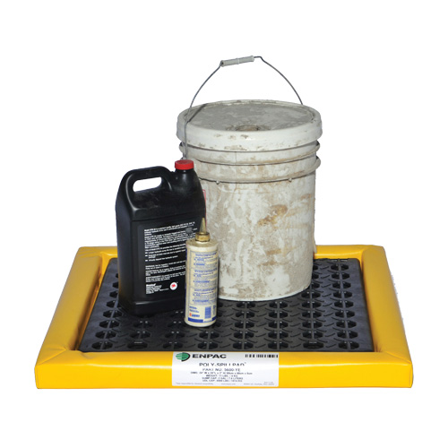 Feuilles Poly-Spillpad, 24" lo x 24" la x 2" h, Cap. de d&eacute;versement 2 gal. US CSL Industriel Inc.