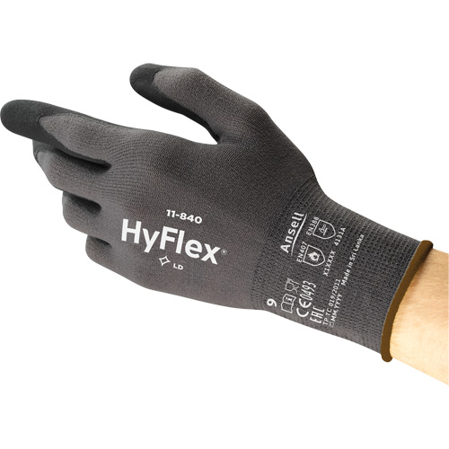 Hyflex&reg; 11-840 Gloves, 9/Large, Foam Nitrile Coating, 15 Gauge, Nylon Shell CSL Industriel Inc.