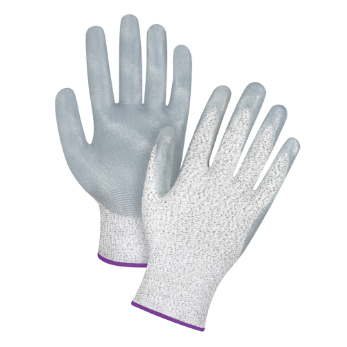 Gants haute performance r&eacute;sistants &agrave; la coupe, Taille 6/T-petit, Calibre 13, Rev&ecirc;tement Nitrile, Enveloppe en PEHP, ANSI/ISEA 105 niveau 4/EN 388 niveau 5 CSL Industriel Inc.