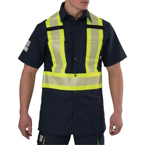 Chemise &agrave; manches courtes haute visibilit&eacute; r&eacute;sistant &agrave; la d&eacute;chirure, Polyester, Moyen (grande taille), Bleu marin CSL Industriel Inc.