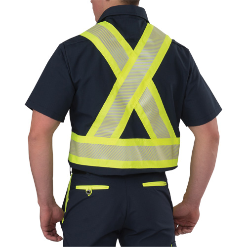 Chemise &agrave; manches courtes haute visibilit&eacute; r&eacute;sistant &agrave; la d&eacute;chirure, Polyester, Moyen (grande taille), Bleu marin CSL Industriel Inc.