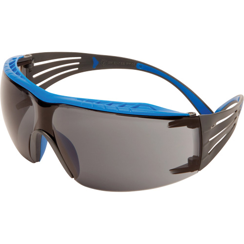 Lunettes de s&eacute;curit&eacute; SecureFit s&eacute;rie 400, Lentille Gris, Antibu&eacute;e/Anti-&eacute;gratignures, ANSI Z87+/R&eacute;pond ou surpasse la norme CSA Z94.3 CSL Industriel Inc.