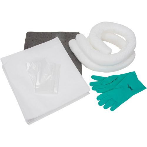 Spill Kit, Oil Only/Universal, Bag, 10 US gal. Absorbancy CSL Industriel Inc.