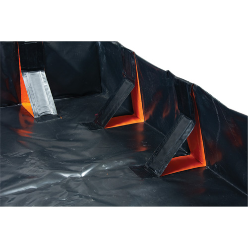 Berme d&eacute;ployable &agrave; mur IBX, Capacit&eacute; 4488 gal. US, 12' la x 50' lo x 12" h, Support &agrave; encliqueter CSL Industriel Inc.