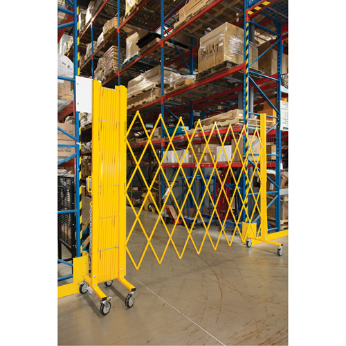 Expandable Barrier, 84" H x 20' L, Yellow CSL Industriel Inc.