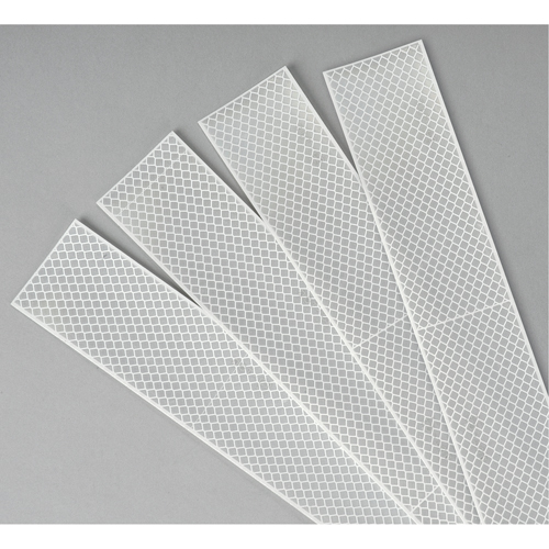 3M Scotchlite Diamond Grade Conspicuity Sheeting Series 983, 2" W x 12" L, White CSL Industriel Inc.