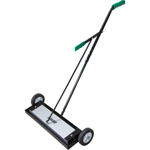 Balayeuse magn&eacute;tique &agrave; pousser, 24" la CSL Industriel Inc.