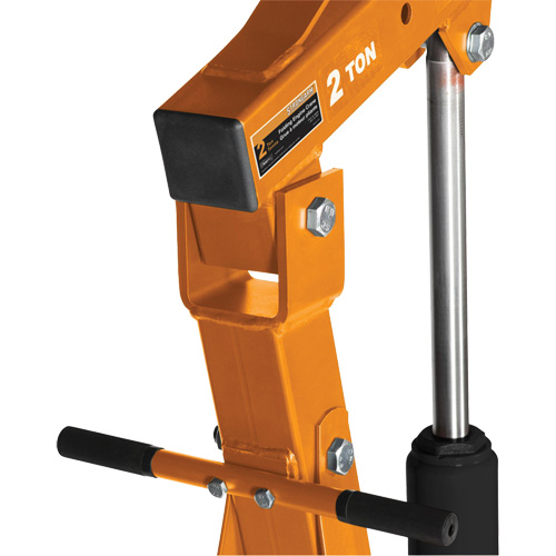 Engine Cranes Folding - Strongarm CSL Industriel Inc.