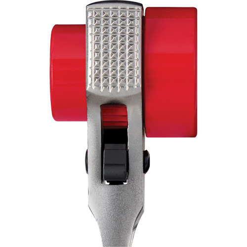 Cl&eacute; &agrave; cliquet &agrave; levier &eacute;lev&eacute;e pour monteur de ligne avec face de frappe frais&eacute;e, Prise de 3/4"/1"/1-1/8", Poign&eacute;e Ergonomique CSL Industriel Inc.