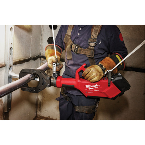 M18 FORCE LOGIC 5” Underground Cable Cutter with Wireless Remote CSL Industriel Inc.