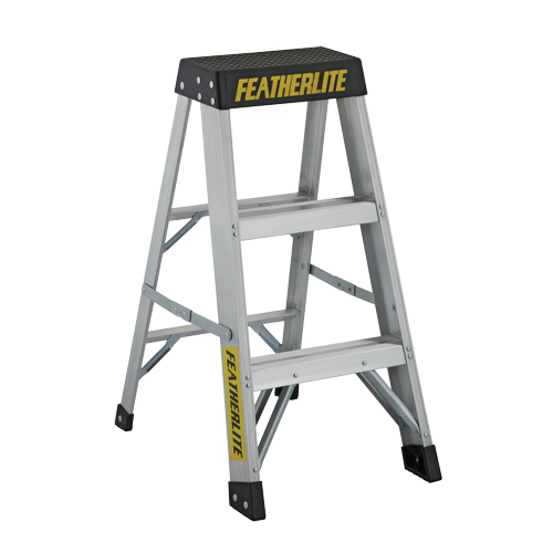 Escabeaux industriels extra robustes, 3', Aluminium, Capacit&eacute; 300 lb, Type 1A CSL Industriel Inc.