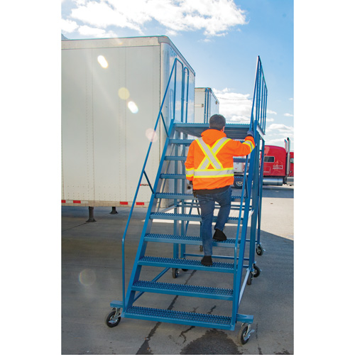 Snow Ladder, Steel, 10 Steps, 99" H, 85-1/2" D, 48" Step, Serrated CSL Industriel Inc.
