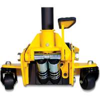 Pro Series Trolley Jack, 3 Ton(s) Capacity, 3-3/4" Lowered, 19-69/100" Raised, Manual Hydraulic CSL Industriel Inc.