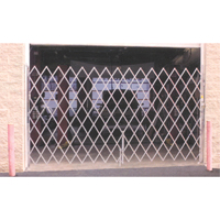 Barri&egrave;res de s&eacute;curit&eacute; galvanis&eacute;es repliables, Repliable simple fixe, 4' lo x 6' h d&eacute;ploy&eacute; CSL Industriel Inc.
