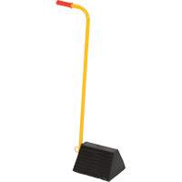 Ergo Handle Wheel Chock, 9-1/4" x 8" x 6", Black CSL Industriel Inc.