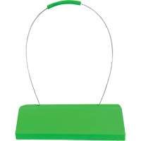 Cale de roue pour avion Checkers Safety SafeRay avec poign&eacute;e &agrave; c&acirc;ble ergonomique, Ur&eacute;thane, Vert fluorescent, 24" la x 8" p x 6" h CSL Industriel Inc.
