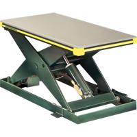 Table &eacute;l&eacute;vatrice hydraulique &agrave; ciseaux Backsaver, Acier, 24" la x 48" lo, Capacit&eacute; 2000 lb CSL Industriel Inc.