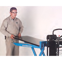 Chariots/tables hydrauliques pour palettes - Tables en option CSL Industriel Inc.
