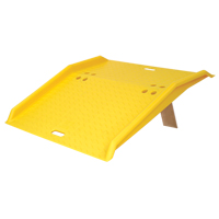 Portable Poly Hand Truck Dock Plate, 750 lbs. Load Capacity, 36" L x 35" W x 5" H CSL Industriel Inc.