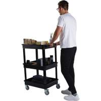 Chariot utilitaire avec tablette &agrave; bordure profonde, 3 tiers, 19" x 39-1/2" x 28-1/4", Capacit&eacute; 330 lb CSL Industriel Inc.