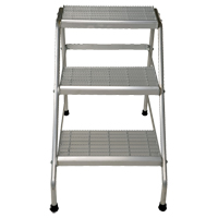 Escabeau en aluminium, 3 marches, 34-9/16" x 22-13/16" x Hauteur 30" CSL Industriel Inc.
