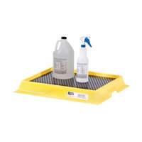 Plateaux Poly-Labtray, 25,5" lo x 22" la x 3,25" h, Cap. de d&eacute;versement 2,5 gal. US CSL Industriel Inc.