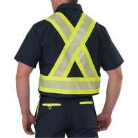 Chemise &agrave; manches courtes haute visibilit&eacute; r&eacute;sistant &agrave; la d&eacute;chirure, Polyester, Petit, Bleu marin CSL Industriel Inc.