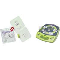 D&eacute;fibrillateur enti&egrave;rement automatis&eacute; AED Plus en anglais avec &eacute;lectrodes Pedi-Padz II suppl&eacute;mentaires, Automatique, Anglais, Classe 4 CSL Industriel Inc.