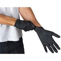 Emballages de gants jetables pour machine distributrice, Petit, Nitrile, 5 mils, Sans poudre, Noir, Classe 2 CSL Industriel Inc.