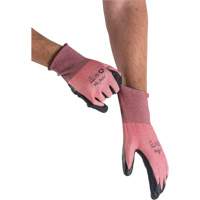 Gants &eacute;cologiques, l&eacute;gers, et r&eacute;sistants &agrave; la coupe, &agrave; haute dext&eacute;rit&eacute;, Taille 9, Calibre 18, Rev&ecirc;tement Mousse de nitrile, Enveloppe en Acier inoxydable/PEHP/rPET, ASTM ANSI niveau A4 CSL Industriel Inc.