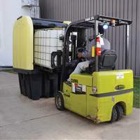 Yellow Roll Top Hardcover Spill Pallet, 65" L x 65" W x 101" H, 5000 lbs. Load Capacity CSL Industriel Inc.