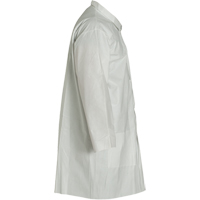 Sarrau de laboratoire ProShield 60, Microporeux/Polypropyl&egrave;ne, Blanc, Moyen CSL Industriel Inc.