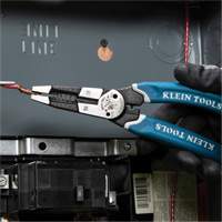 Outil polyvalent Klein-Kurve pour d&eacute;nuder, couper et sertir les fils, 8-1/4" lo, 8 - 20 AWG CSL Industriel Inc.