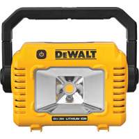 Lampe d'&eacute;clairage direct compact 12V/20V Max, DEL, 2000 Lumens CSL Industriel Inc.