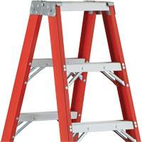 6600 AA Series Industrial Extra Heavy-Duty 2-Way Stepladders, Fibreglass, 375 lbs. Capacity, 4' CSL Industriel Inc.