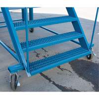 &eacute;chelle &agrave; neige, Acier, 10 Marches, 99" ha, 85-1/2" p, 48" Marche, Stri&eacute; CSL Industriel Inc.